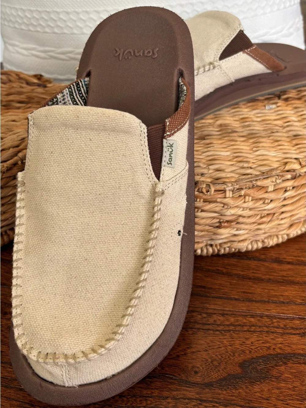 Sanuk Men’s Beige Canvas Slip-On Sandal with Brown Footbed
